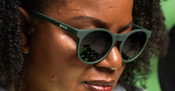 Goodr Circle G "I Have These on Vinyl" round green polarized sunglasses with UV400 protection and a no-slip grip frame. Vintage-inspired running sunglasses designed for hipsters and active lifestyles, featuring gradient lenses for style and eye protection at outdoor events.