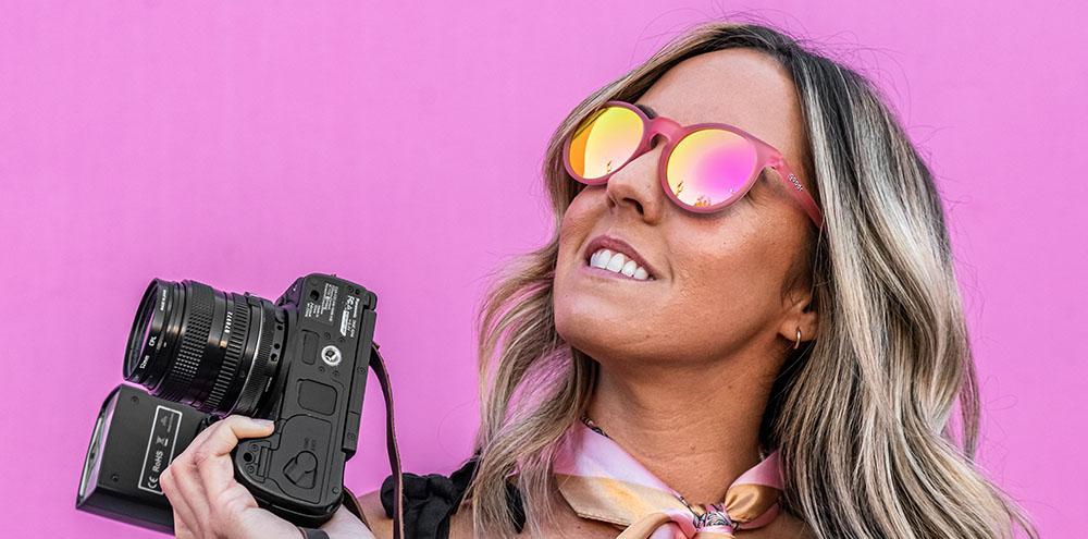 Circle G running sunglasses Influencers Pay Double model featuring pink frame and pink polarized round lenses, no slip no bounce fit ideal for runners and sports enthusiasts